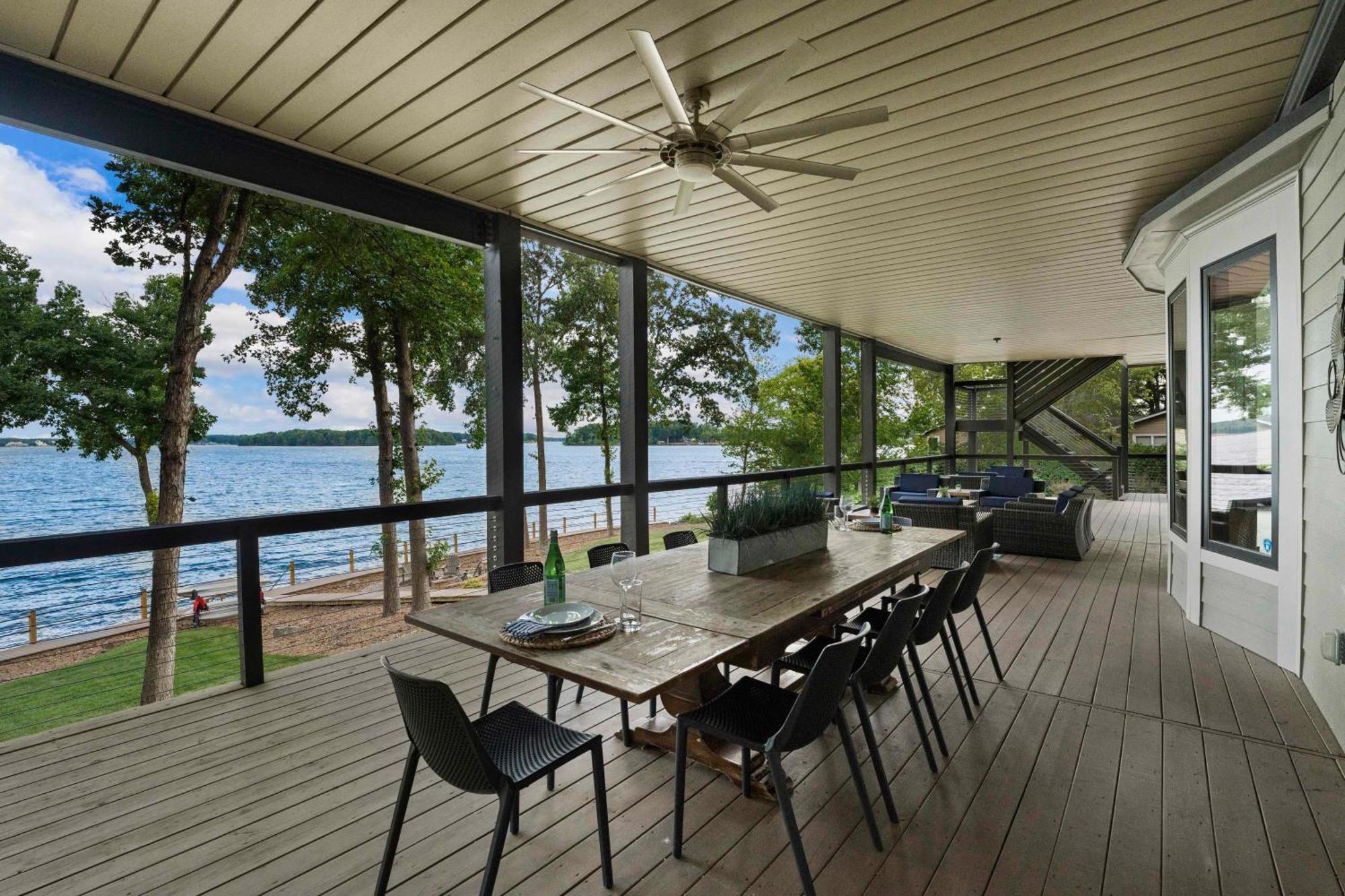 Lake Norman Getaway ムアズビル エクステリア 写真